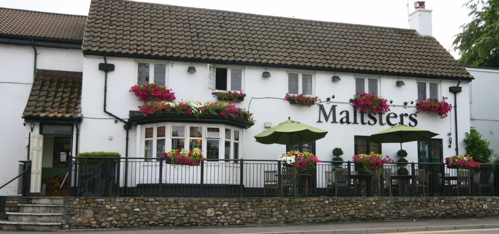 The Maltsters Arms pub on Cardiff Road, Llandaff