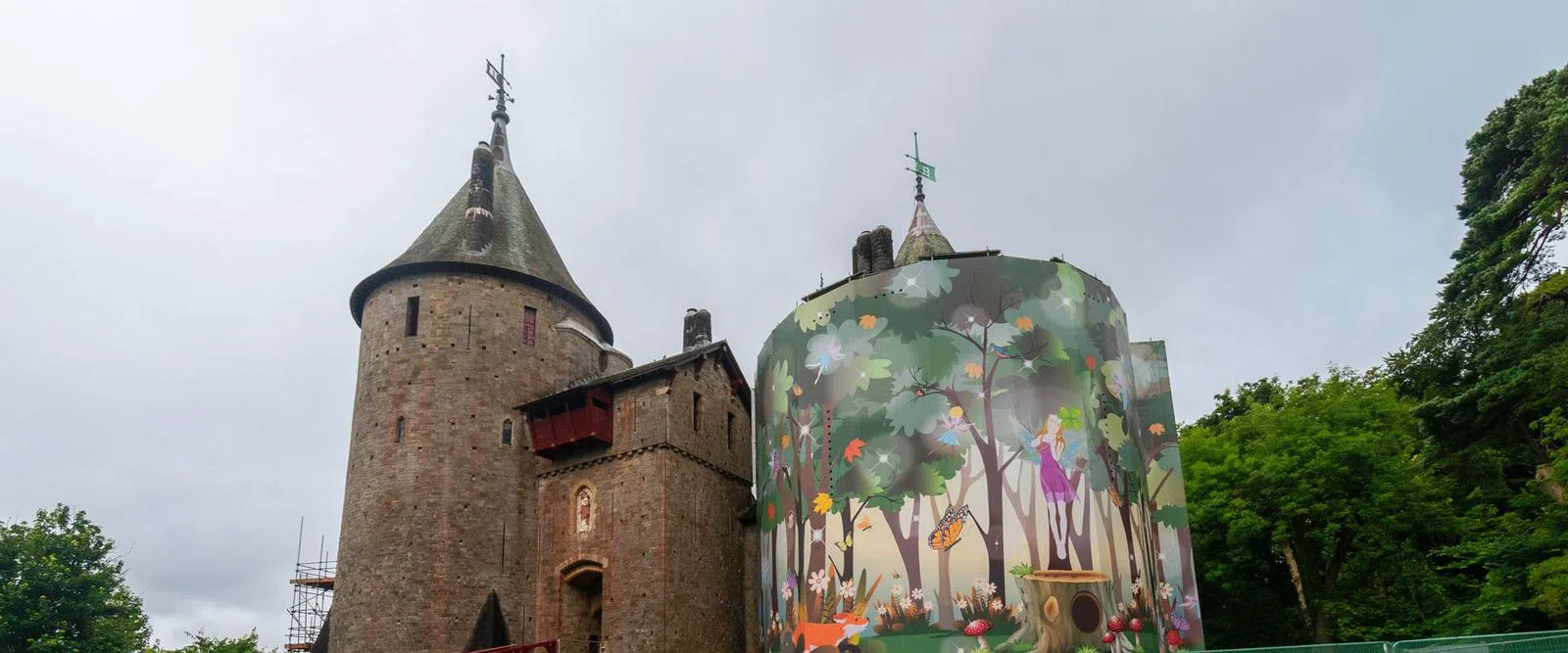 Walking Tongwynlais and Castell Coch in north Cardiff